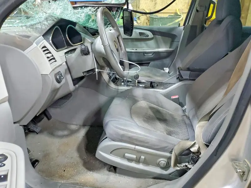 2012 CHEVROLET TRAVERSE LT  