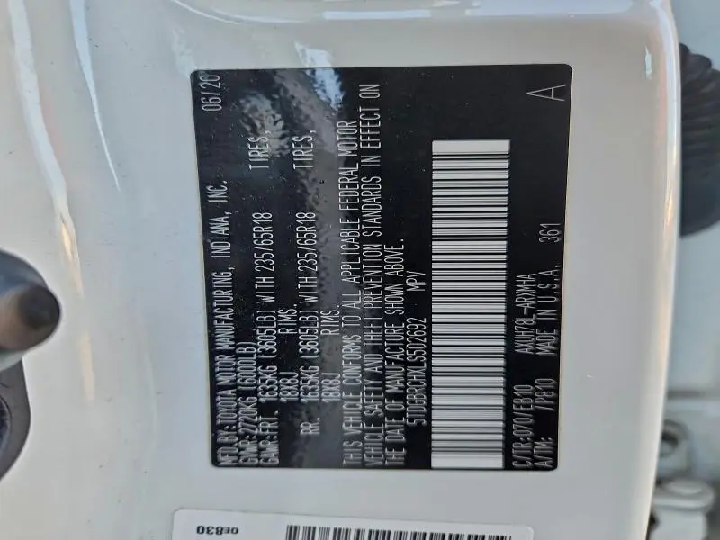 2020 TOYOTA HIGHLANDER HYBRID XLE  