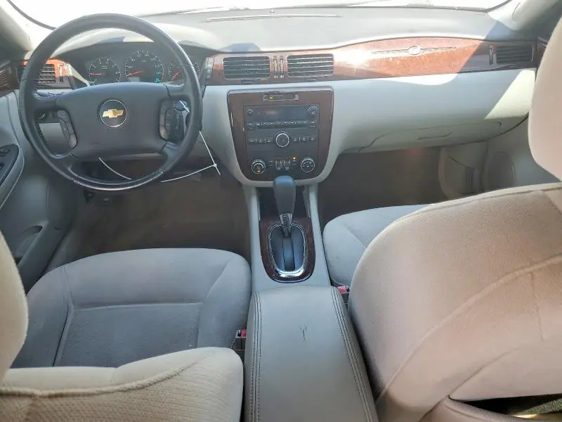 2011 CHEVROLET IMPALA LT  