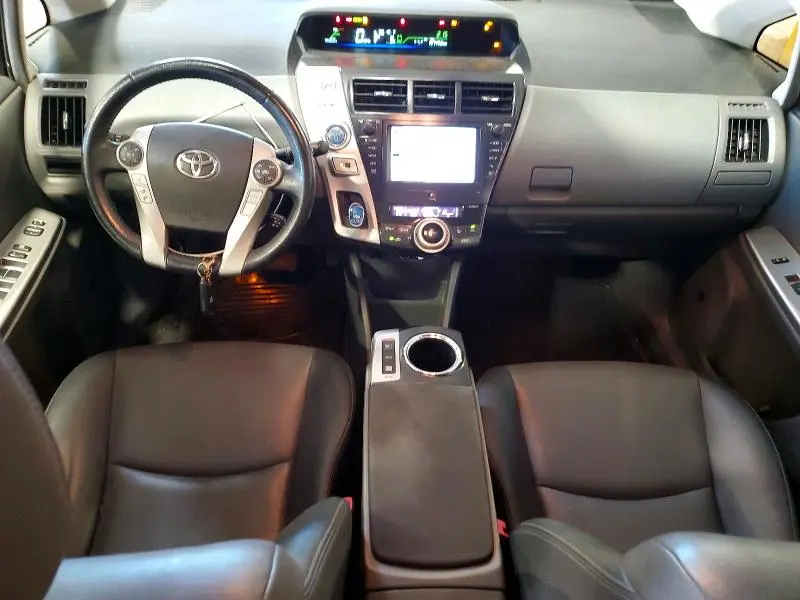 2013 TOYOTA PRIUS V FIVE  