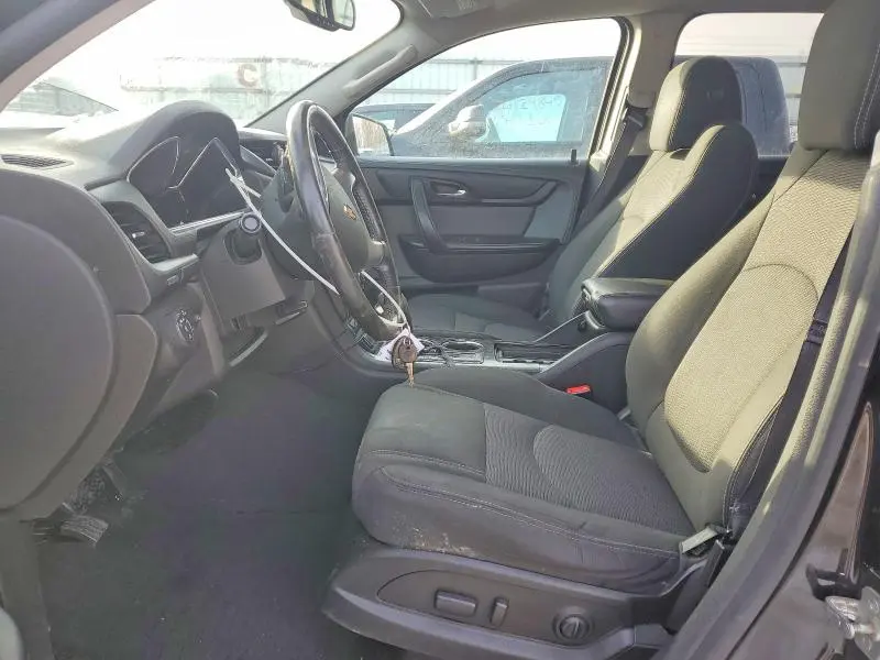 2015 CHEVROLET TRAVERSE LT  