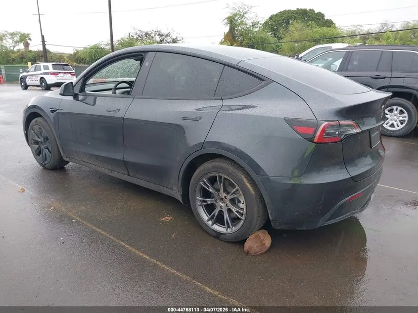 2025 TESLA MODEL Y LONG RANGE DUAL MOTOR REAR-WHEEL DRIVE