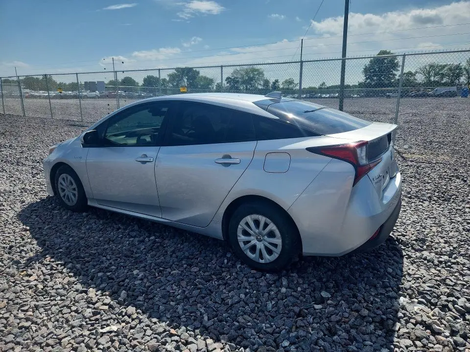 2022 TOYOTA PRIUS   