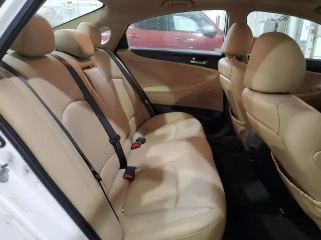 2011 HYUNDAI SONATA SE  