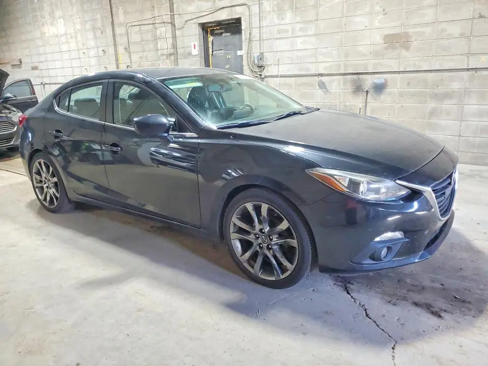 2016 MAZDA 3 TOURING  