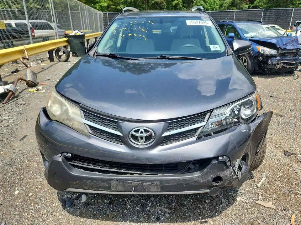 2015 TOYOTA RAV4 XLE  