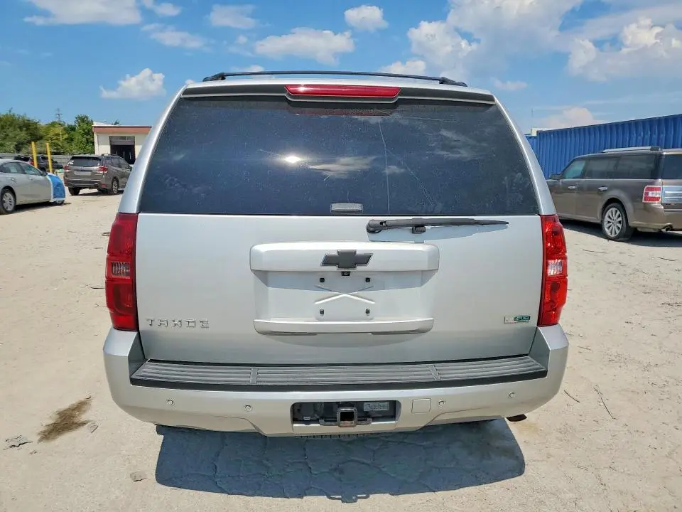 2011 CHEVROLET TAHOE K1500 LT  