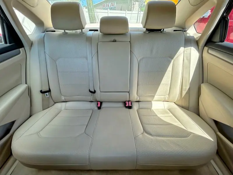 2014 VOLKSWAGEN PASSAT SE  