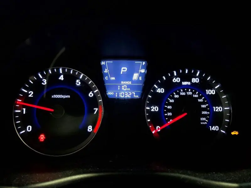 2013 HYUNDAI ACCENT SE  