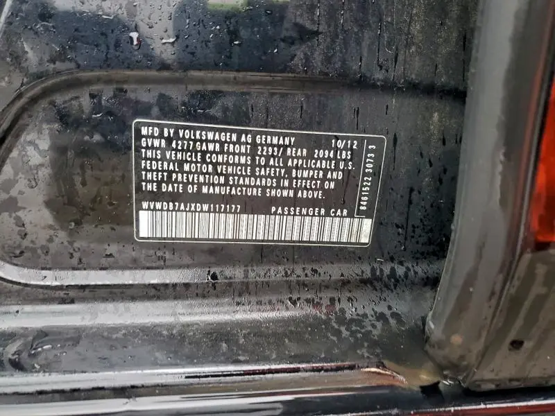 2013 VOLKSWAGEN GOLF   