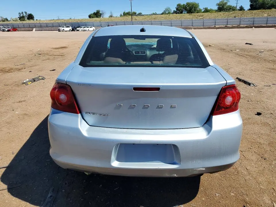 2013 DODGE AVENGER SE  
