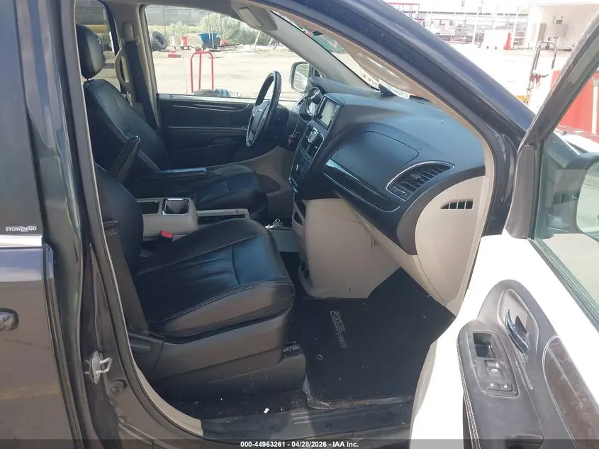 2014 CHRYSLER TOWN & COUNTRY TOURING