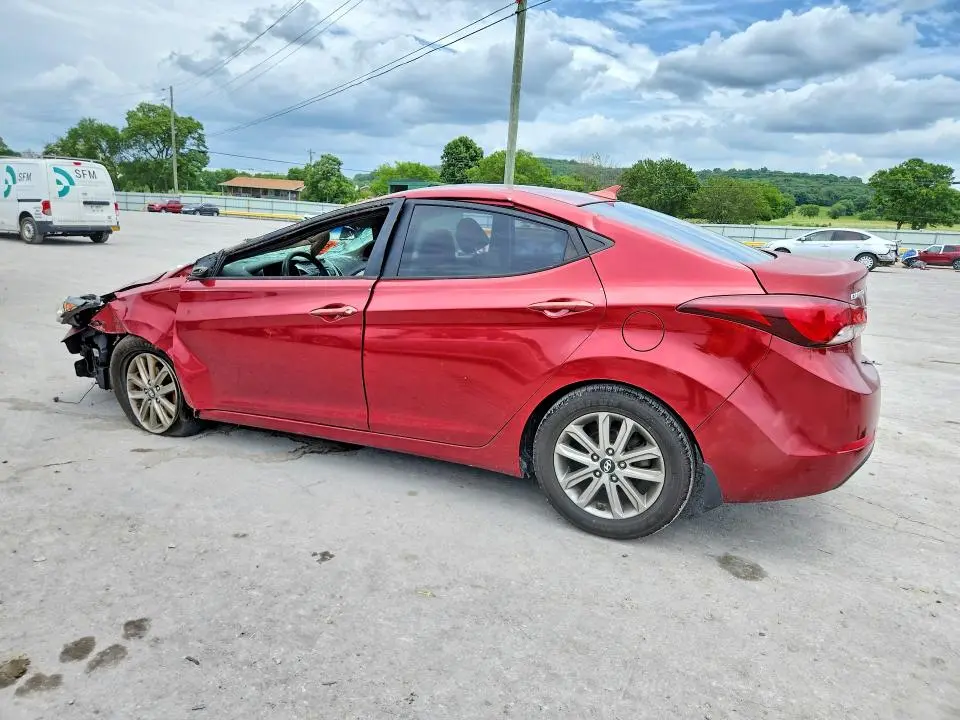 2014 HYUNDAI ELANTRA SE  