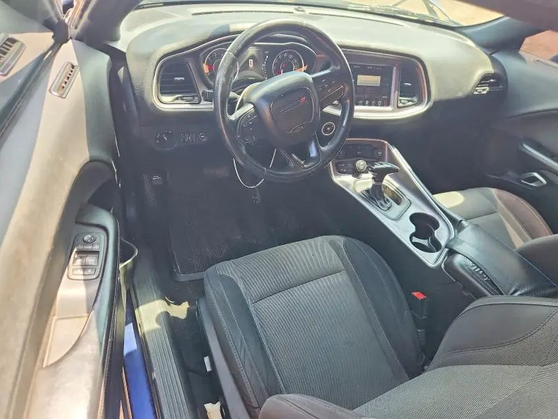 2015 DODGE CHALLENGER SXT  
