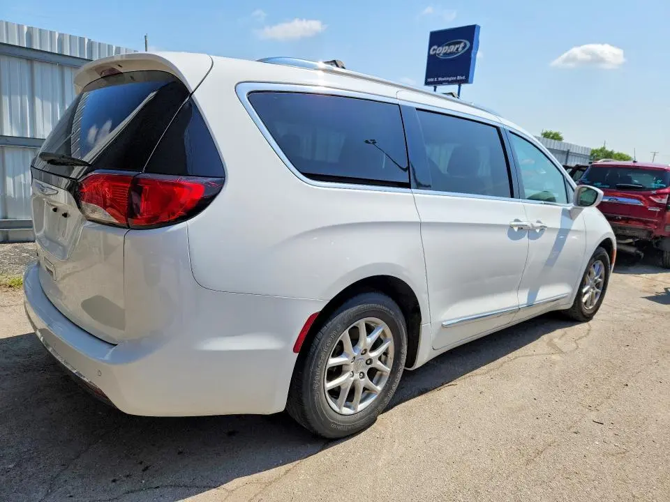 2020 CHRYSLER PACIFICA TOURING L  