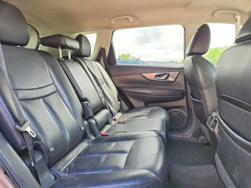 2015 NISSAN ROGUE SL  