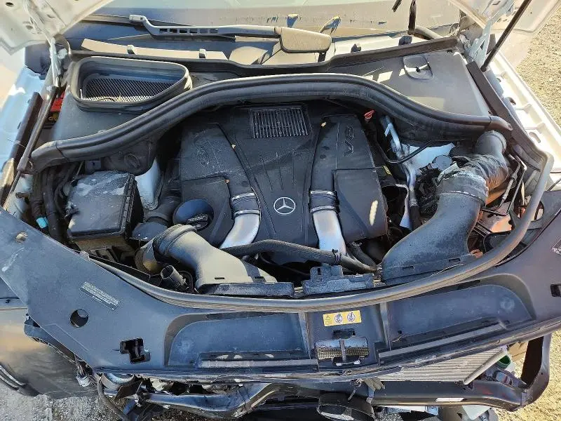 2015 MERCEDES-BENZ GL 550 4MATIC  