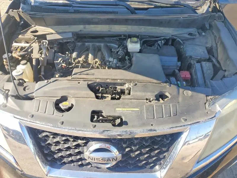 2015 NISSAN PATHFINDER SV  