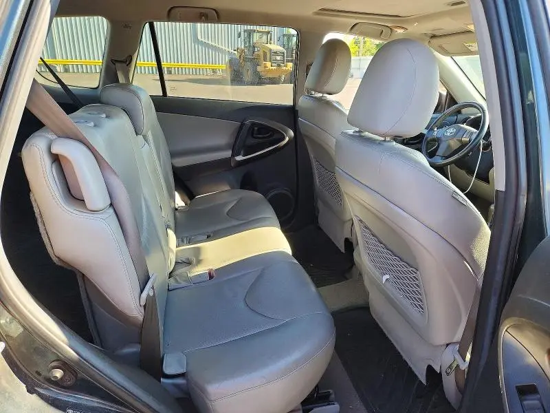 2011 TOYOTA RAV4 LIMITED  