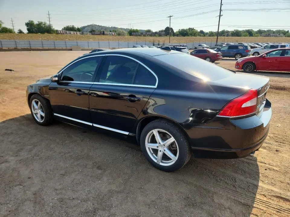 2010 VOLVO S80 T6  