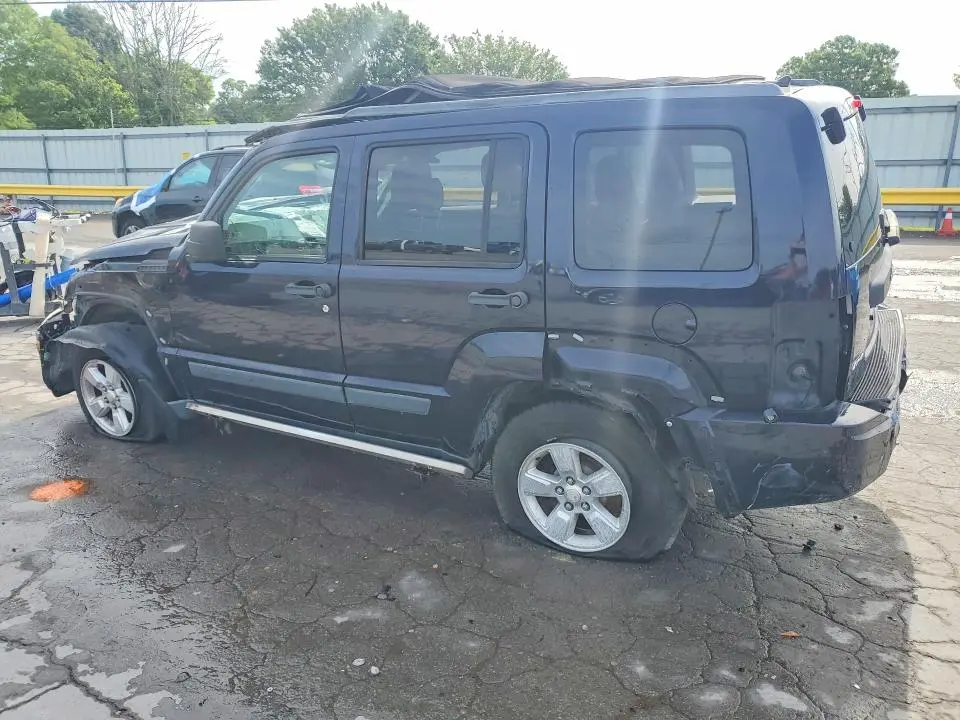 2011 JEEP LIBERTY SPORT  