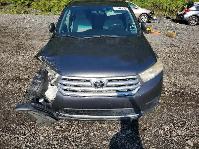 2012 TOYOTA HIGHLANDER BASE  