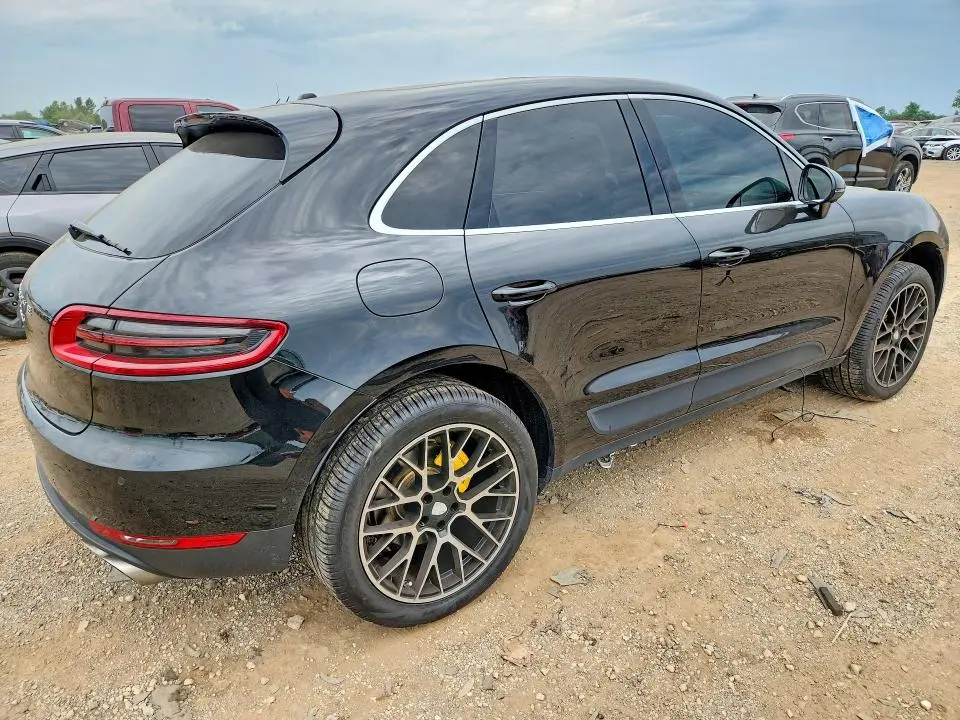 2017 PORSCHE MACAN S  