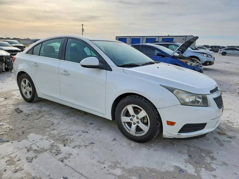2013 CHEVROLET CRUZE LT  
