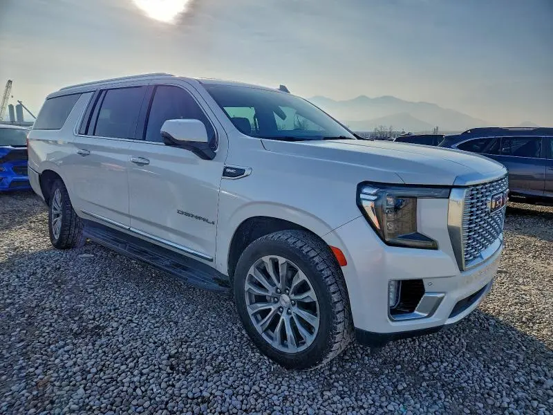 2021 GMC YUKON XL DENALI  