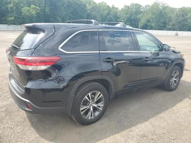 2018 TOYOTA HIGHLANDER LE  