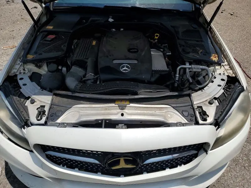 2015 MERCEDES-BENZ C 300  