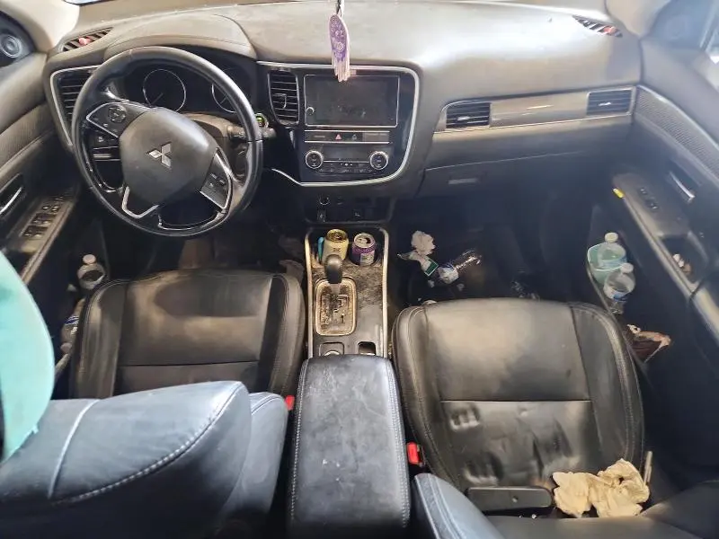 2019 MITSUBISHI OUTLANDER SE  