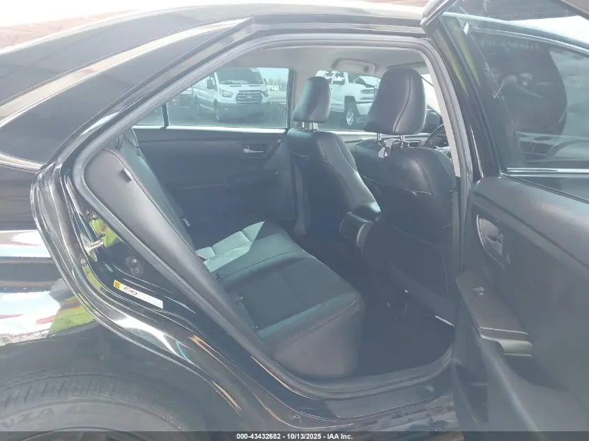 2017 TOYOTA CAMRY SE