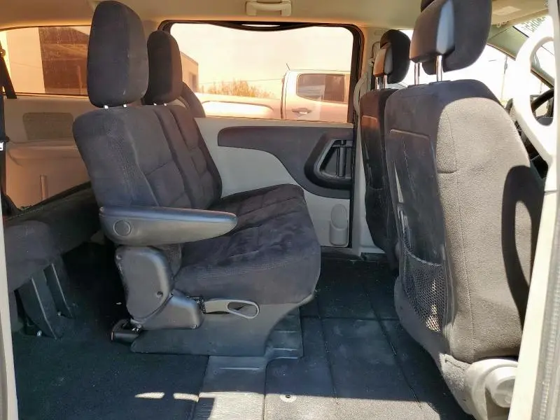 2014 DODGE GRAND CARAVAN SE  
