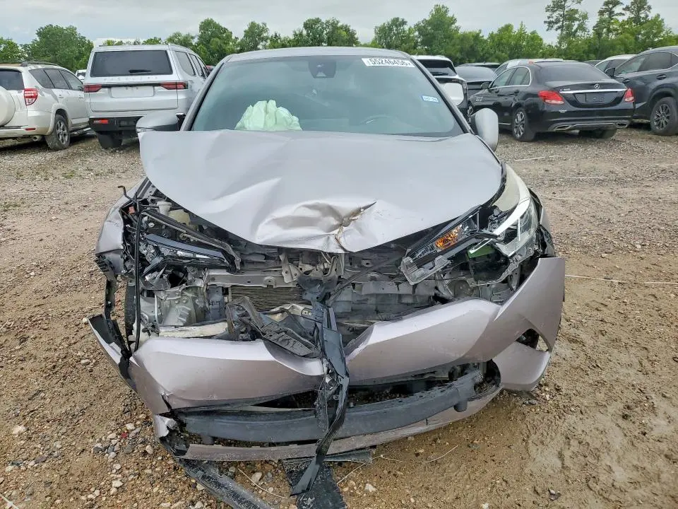 2018 TOYOTA C-HR XLE PREMIUM  