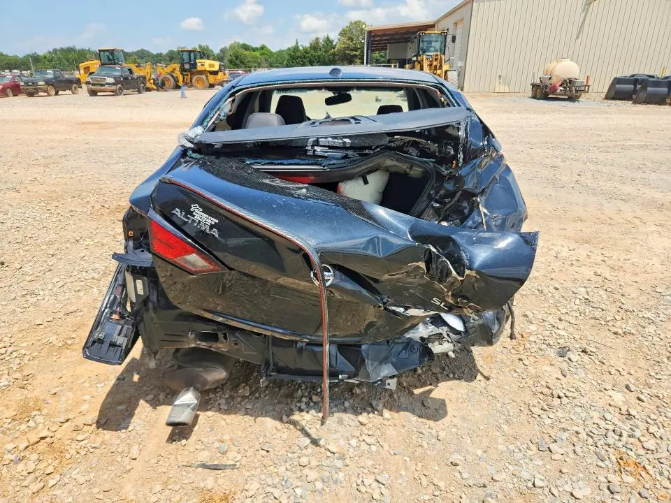 2019 NISSAN ALTIMA SL  