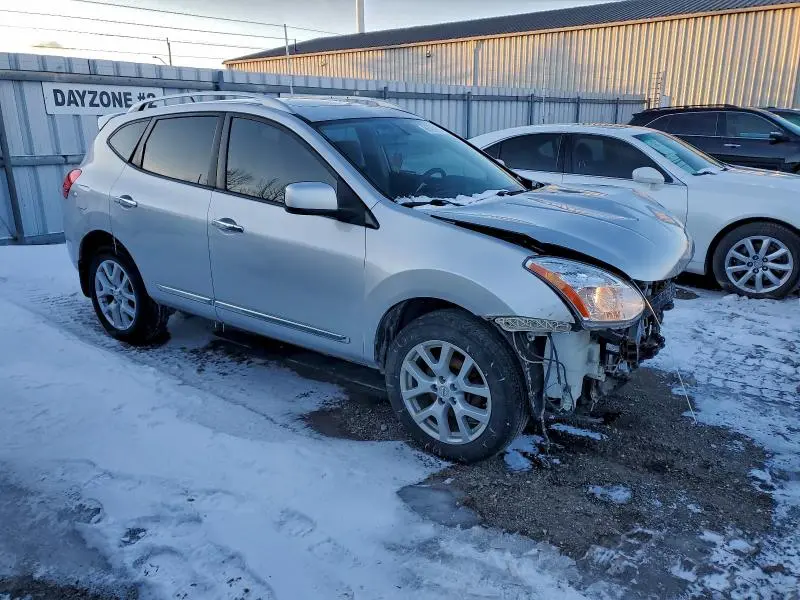 2013 NISSAN ROGUE S  