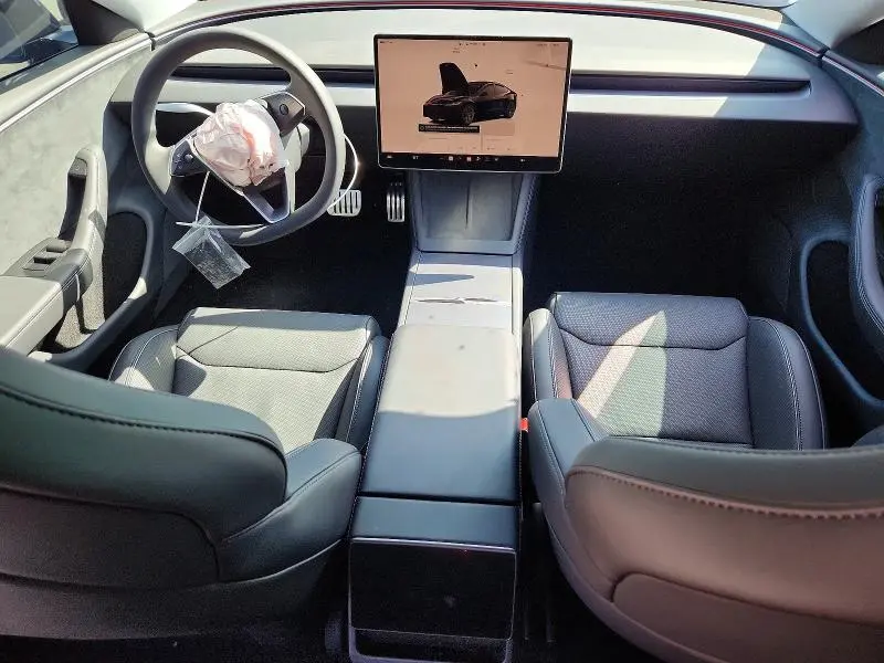 2026 TESLA MODEL 3   