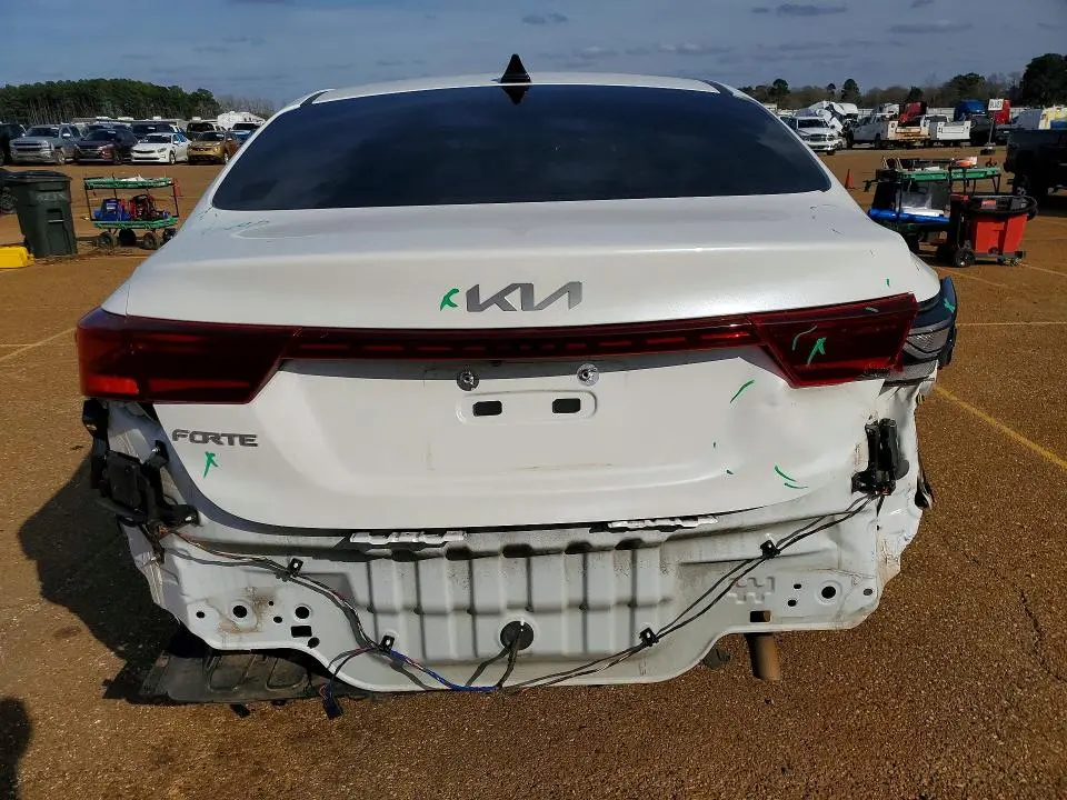 2023 KIA FORTE   