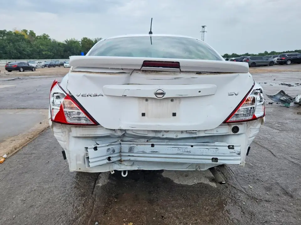 2017 NISSAN VERSA 1.6 SV  