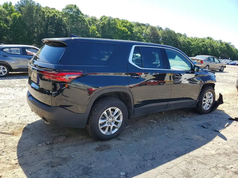 2023 CHEVROLET TRAVERSE LS  