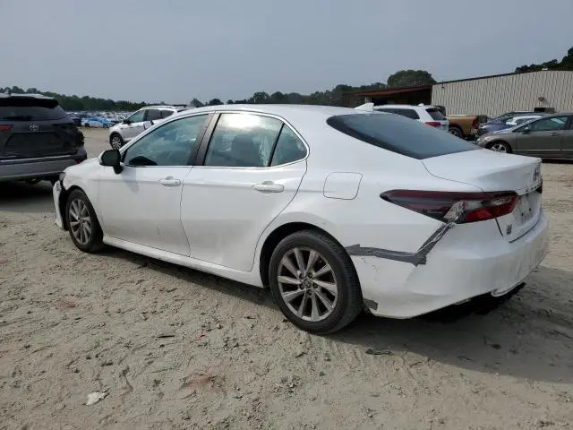 2022 TOYOTA CAMRY LE  