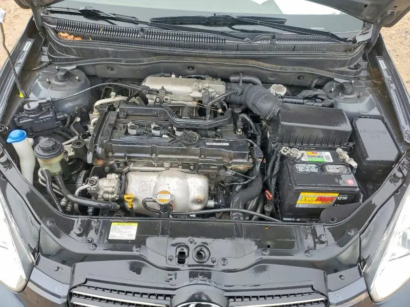 2011 HYUNDAI ACCENT GLS  