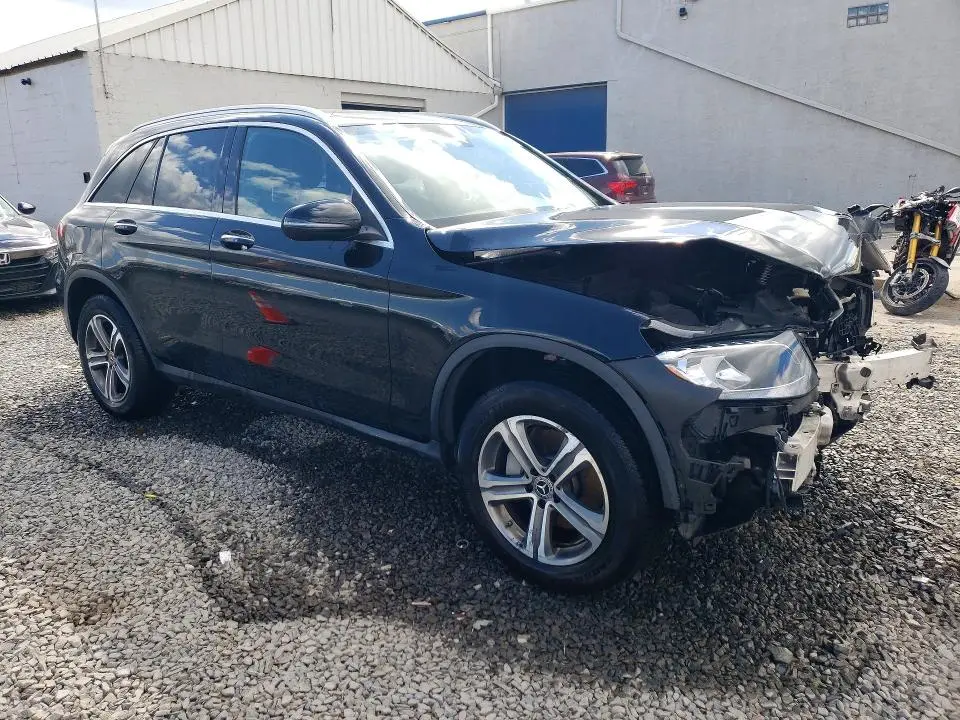 2018 MERCEDES-BENZ GLC 300 4MATIC  