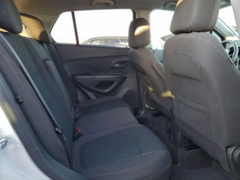 2022 CHEVROLET TRAX LS  