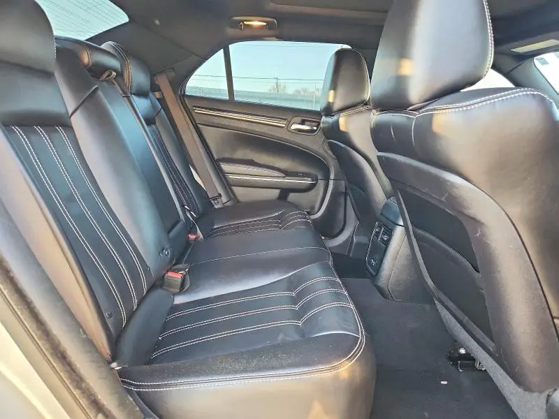 2023 CHRYSLER 300 S  