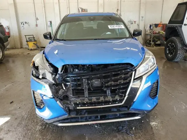 2024 NISSAN KICKS S  