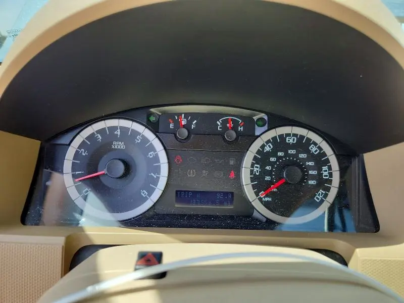 2011 FORD ESCAPE LIMITED  