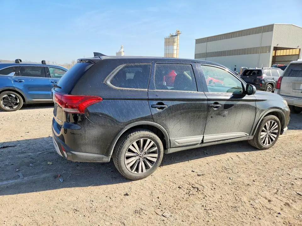 2019 MITSUBISHI OUTLANDER ES  