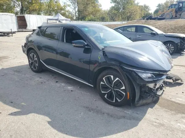 2023 KIA EV6 LIGHT  
